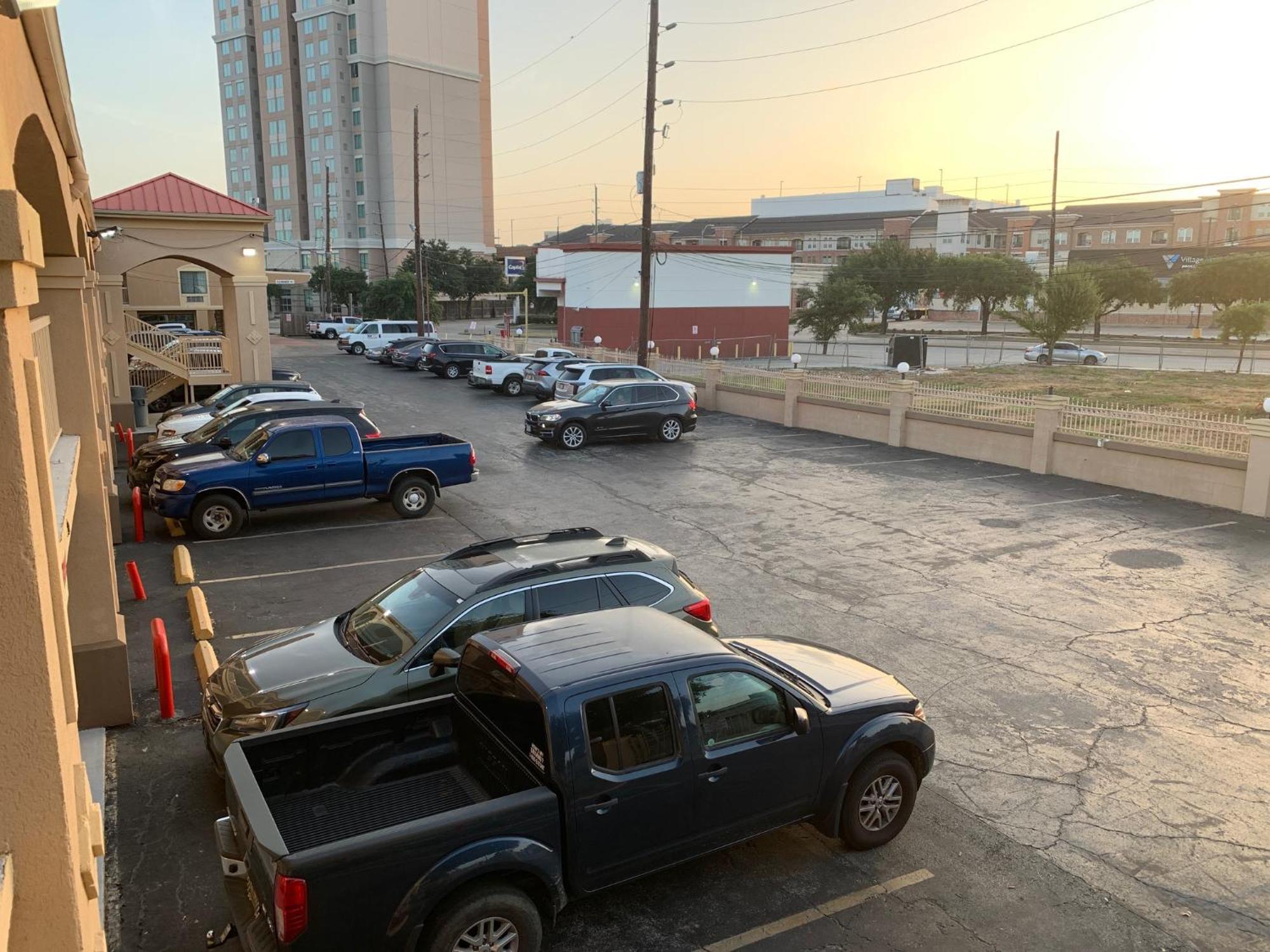 Americas Best Value Inn-Near Nrg Park/Medical Center Хюстън Екстериор снимка
